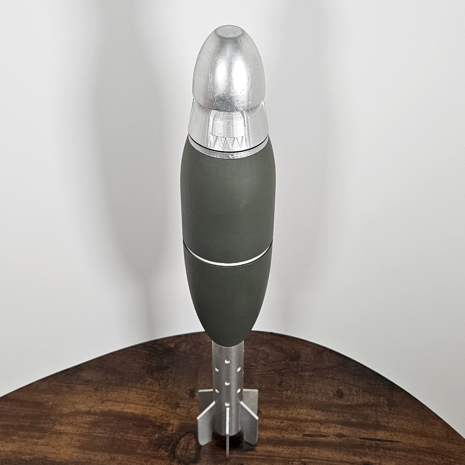 US 60mm Mortar - Hand-Painted, Life-Size Military Replica